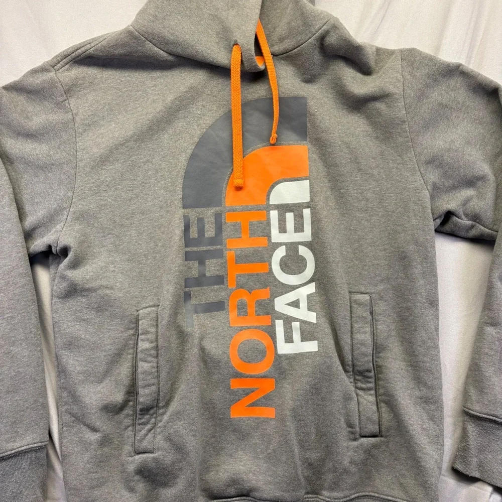 The North Face Mens Gray Orange Vertical‎ Logo Pullover Hoodie Size Medium